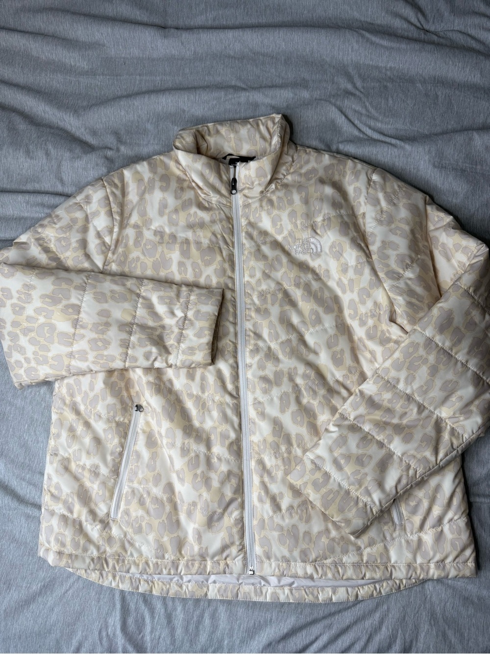 The North Face Women's Cream Leopard-Print Quilted Puffer Jacket